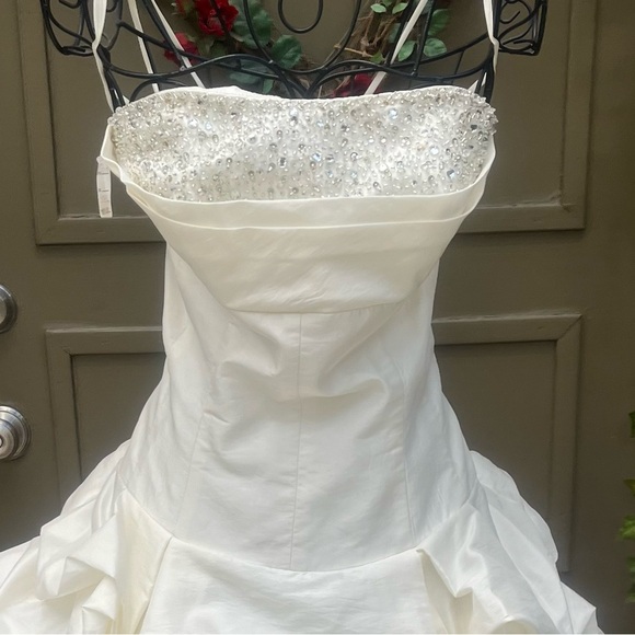 NWT Mariposa Moonlight Ruffle Tied Wedding Dress Cream Sz 12 Women - Picture 3 of 11